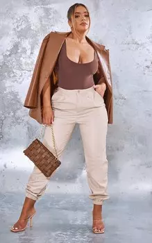 PrettyLittleThing Джоггеры из искусственной кожи с манжетами Shape Stone