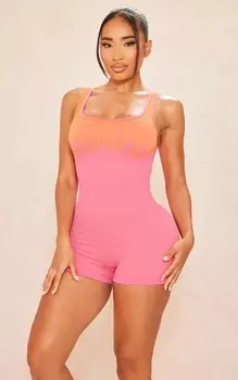 PrettyLittleThing Форма ярко-розовый контрастный бесшовный комбинезон в рубчик