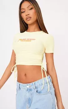PrettyLittleThing Футболка Lemon San Diego со сборками по бокам