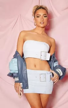 PrettyLittleThing Голубой джинсовый топ-бандо с поясом и стразами
