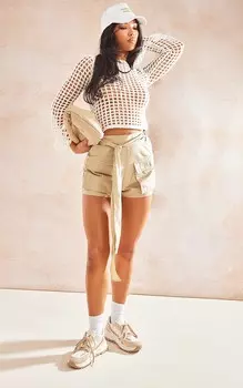 PrettyLittleThing Индивидуальные шорты из хлопкового поплина цвета хаки Sage с карманами