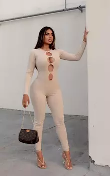 PrettyLittleThing Комбинезон с длинными рукавами и вырезами в рубчик Shape Stone