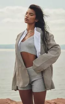 PrettyLittleThing Коричневый свободный пиджак с закругленным подолом и подкладкой на плечах с узором "гусиные лапки"