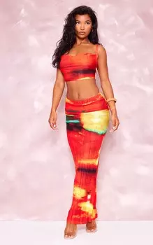 PrettyLittleThing Красная плиссированная длинная юбка с абстрактным принтом