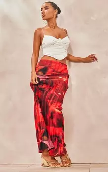 PrettyLittleThing Красная плиссированная длинная юбка с цветочным принтом