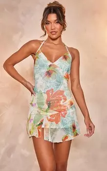 PrettyLittleThing Красное платье прямого кроя с тропическим принтом и оборками