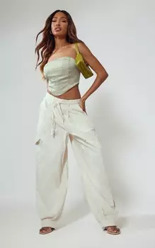 PrettyLittleThing Кремовые мешковатые брюки-карго в стиле 90-х с низкой посадкой