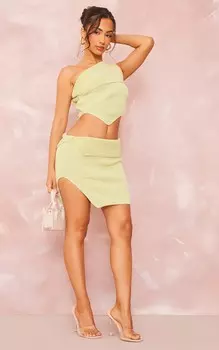 PrettyLittleThing Миниатюрная трикотажная мини-юбка с отложным воротником Petite салатового цвета