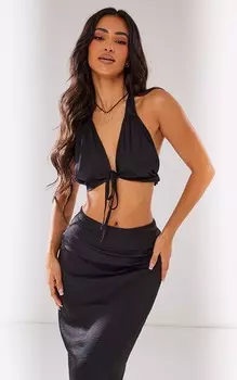 PrettyLittleThing Миниатюрный черный атласный бюстгальтер с глубоким вырезом и завязкой на подоле