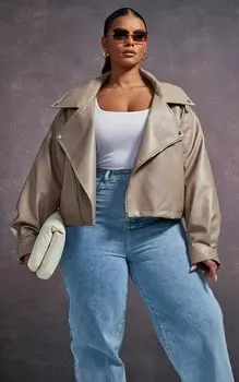 PrettyLittleThing Объемная байкерская куртка на стеганой подкладке Plus Taupe из искусственной кожи