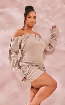 PrettyLittleThing Облегающее платье с принтом «плюс» и льняным узором со сборками и открытой спиной