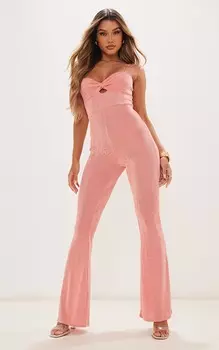 PrettyLittleThing Обтягивающий расклешенный комбинезон из розового ацетата с закрученной грудью