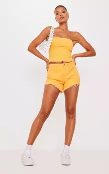 PrettyLittleThing Оранжевые джинсовые шорты с бахромой