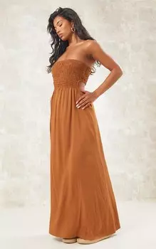 PrettyLittleThing Платье макси с гофрированными сборками и вырезом на спине