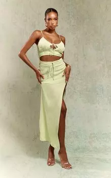 PrettyLittleThing Платье макси со сборками и бретелями, с рюшами и вырезами под грудь Sage