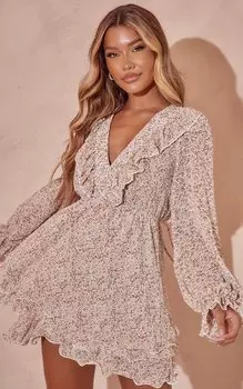 PrettyLittleThing Платье прямого кроя из шифона с цветочным принтом и завязками на спине