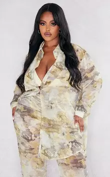 PrettyLittleThing Пляжная рубашка с камуфляжным принтом Plus Stone