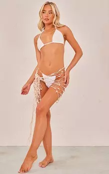 PrettyLittleThing Пляжный саронг кремового цвета с бусинами