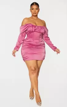 PrettyLittleThing Плюс розовое атласное облегающее платье с драпировкой и открытыми рукавами и рюшами на спине