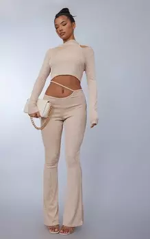 PrettyLittleThing Расклешенные брюки из ацетата Sand Bandage с вырезами в рубчик и ремешками