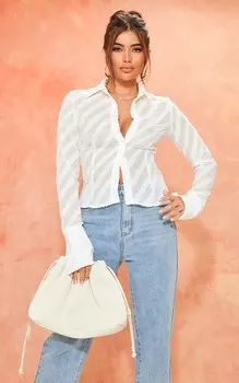 PrettyLittleThing Рубашка на пуговицах из фактурного шифона Off-White