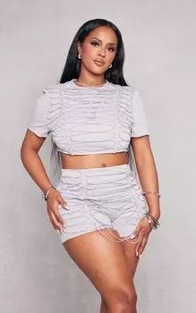 PrettyLittleThing Серая укороченная футболка из плетеной ткани со шнуровкой Shape