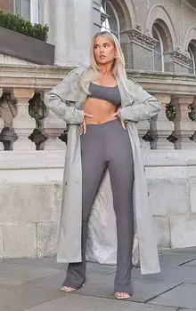 PrettyLittleThing Серые леггинсы в рубчик с разрезом по краю