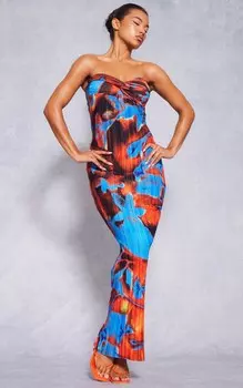 PrettyLittleThing Синее платье-бандо с плиссированным узлом и абстрактным принтом