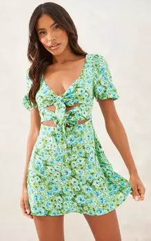 PrettyLittleThing Синее платье прямого кроя с короткими рукавами и завязкой спереди с цветочным принтом