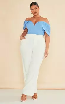 PrettyLittleThing Синий фактурный боди с открытыми плечами Plus