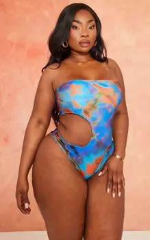 PrettyLittleThing Синий купальник-бандо с вырезами и принтом тай-дай