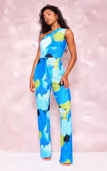 PrettyLittleThing Синий плиссированный комбинезон на одно плечо с акварельным принтом