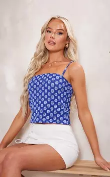 PrettyLittleThing Синий укороченный топ с бретелями Broderie