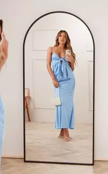 PrettyLittleThing Синяя атласная юбка мидакси со средней посадкой