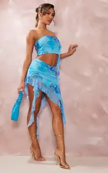 PrettyLittleThing Синяя мини-юбка с асимметричным подолом и сетчатым принтом с рюшами