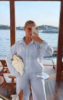 PrettyLittleThing Синяя просторная тканая рубашка на пуговицах в тонкую полоску