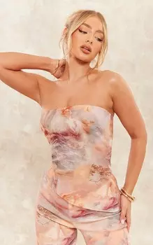 PrettyLittleThing Телесный асимметричный длинный топ-бандо из эластичной ткани с принтом Renaissance Print