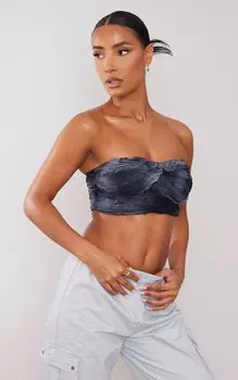 PrettyLittleThing Угольный текстурированный укороченный топ с закрученной передней частью