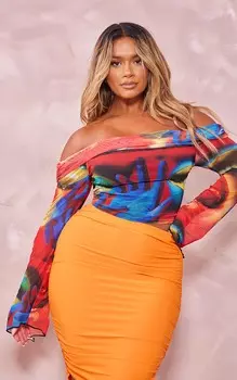 PrettyLittleThing Укороченный топ с длинными рукавами и сетчатым принтом Shape Multi