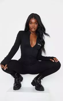 PrettyLittleThing Высокий черный комбинезон на молнии спереди с вышивкой