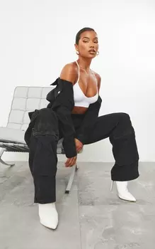 PrettyLittleThing Выстиранные черные широкие джинсы с карманами-карго