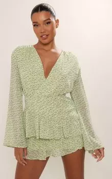 PrettyLittleThing Зеленое многоуровневое платье прямого кроя с цветочным принтом