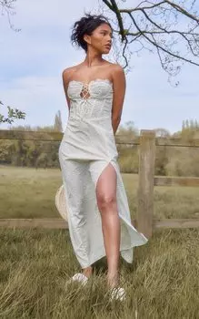 PrettyLittleThing Желтое платье-миди с корсетом и кружевной отделкой с цветочным принтом