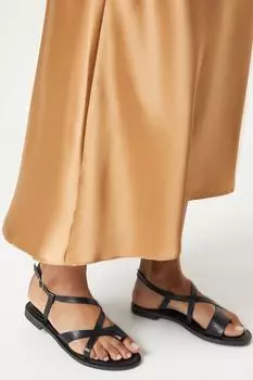 Принципы: сандалии на плоской подошве Bonnie с носком Debenhams, черный