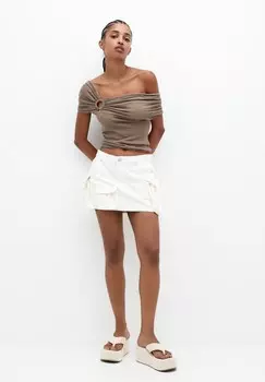 Принт на футболке BARDOT NECKLINE PULL&BEAR, коричневый