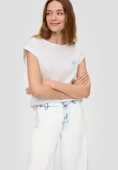 Принт на футболке BERSCHNITTENEN SCHULTERN IM RELAXED FIT s.Oliver, белый