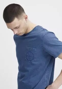 Принт на футболке Blend, синий