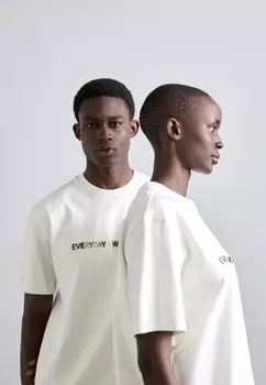 Принт на футболке CLASSIC UNISEX Sunnei, кремовый