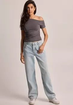 Принт на футболке EMMY America Today, серый