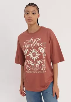 Принт на футболке Even&Odd, коричневый